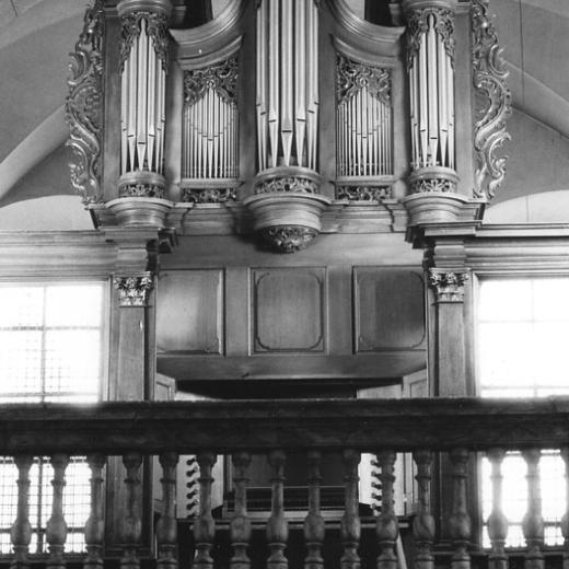 1958: Die Orgel kam in die Mitte der Empore
