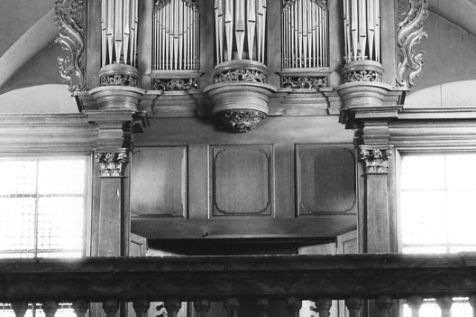 1958: Die Orgel kam in die Mitte der Empore